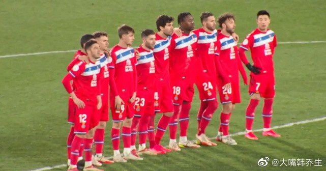 勒沃库森半场3-0领先波鸿。